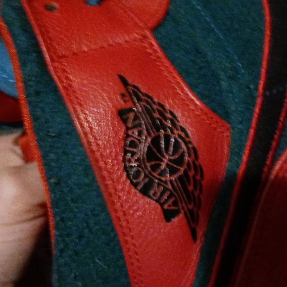 RARE Air Jordan Retro 1 - Picture 5 of 6
